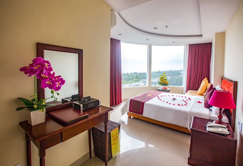 Deluxe Room with Ocean View