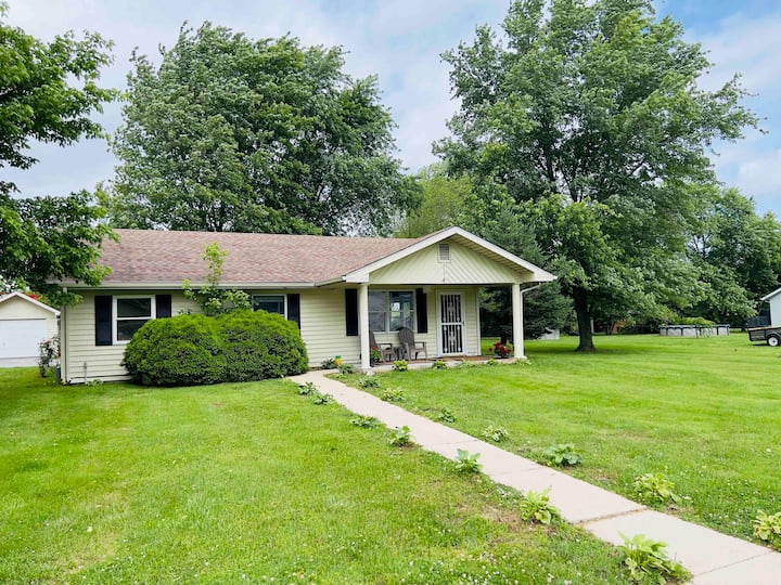 Herrin Vacation Rentals & Homes Illinois, United States Airbnb