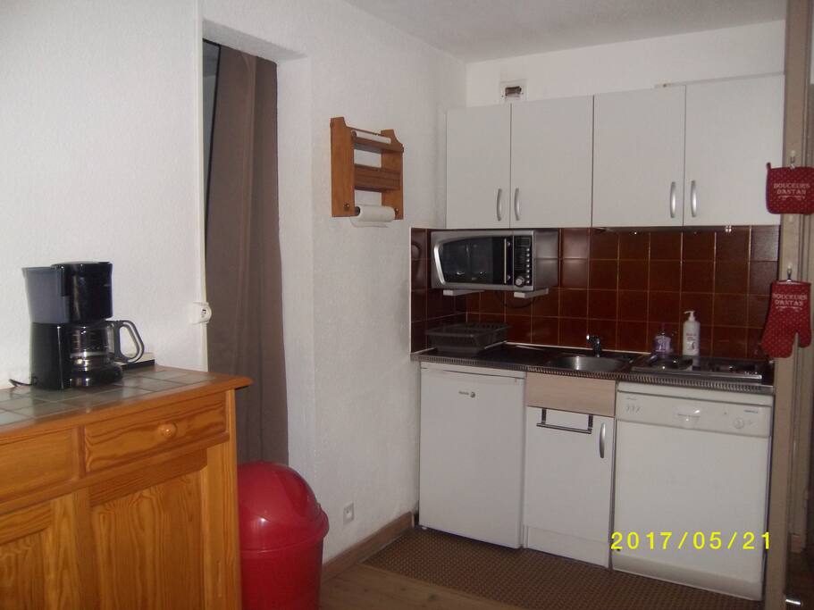 Cuisinette équipée