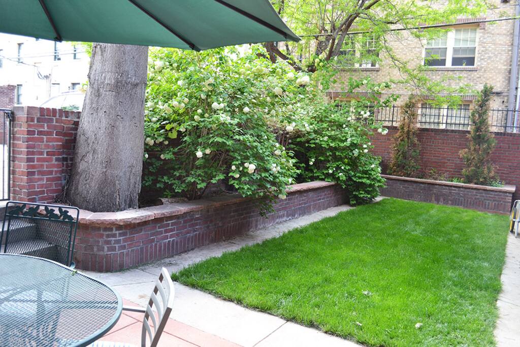 Historic one bedroom carriage house apartment ...