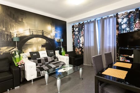 Super central flat (52m2) near Potsdamer Platz