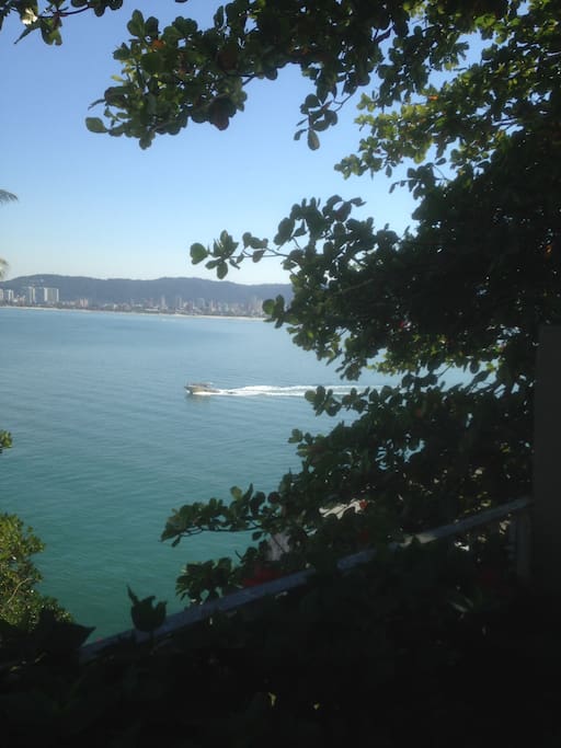 VISTA DA PENÍNSULA DA PRAIA DA ENSEADA