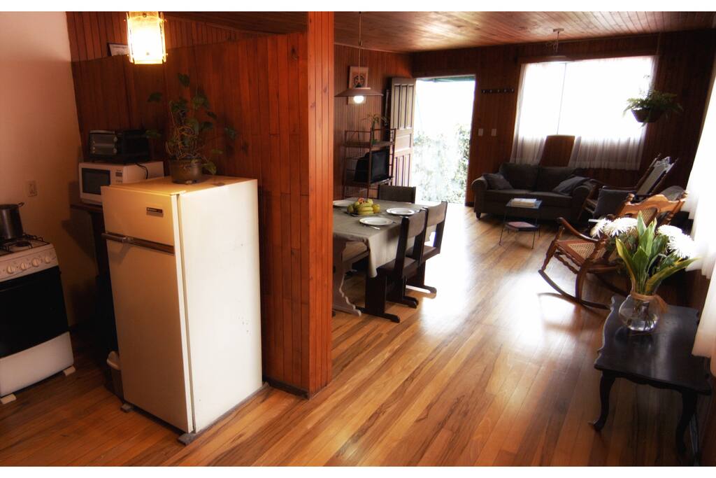 Fully equipped kitchen.