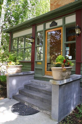 Lindley House gallery image 3