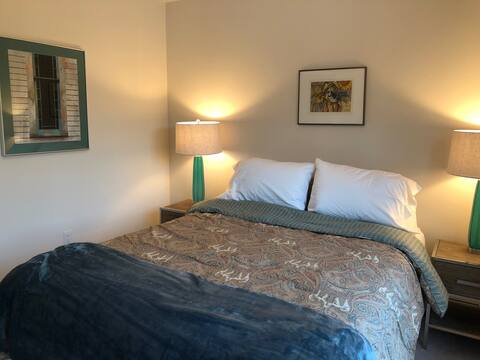 Cozy Rooms in the Woods - Bed and Breakfast