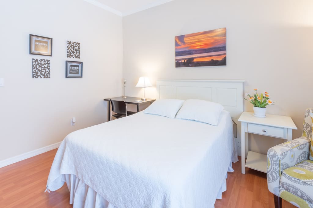 Full Size Bed