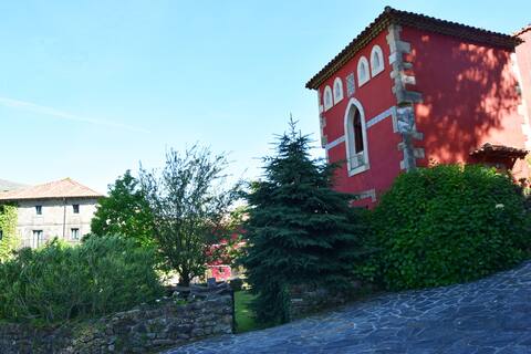 Country home in Alceda