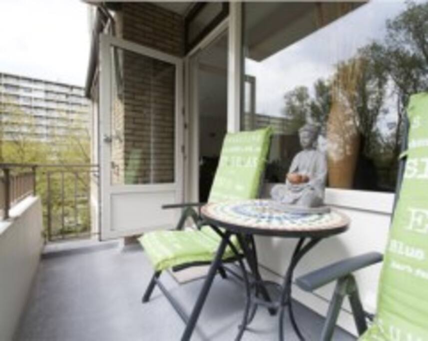 Balcony and side view