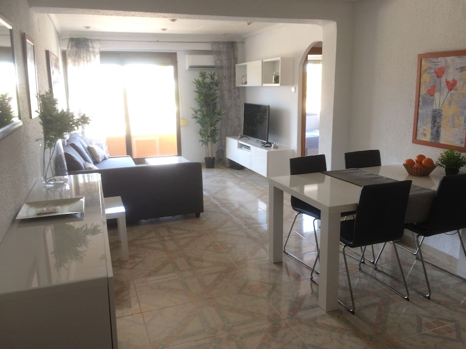 Living/dining area as viewed from the entrance hall.