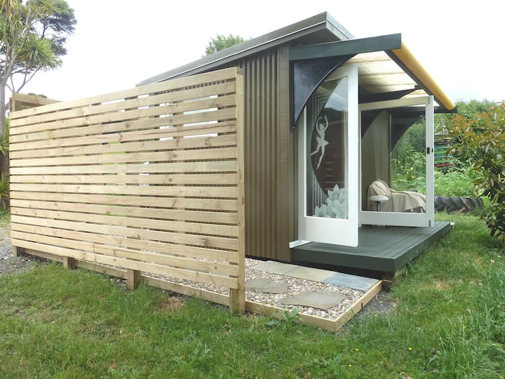 Raglan Holiday Rentals & Homes Waikato, New Zealand Airbnb