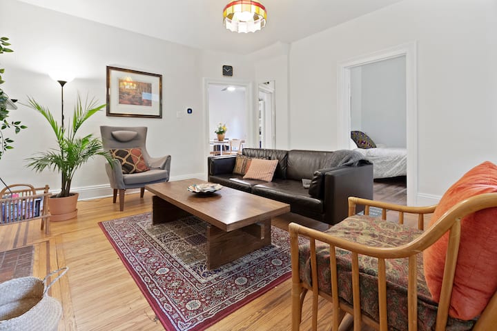 Charming Historic Locke Street Area Home - Hamilton