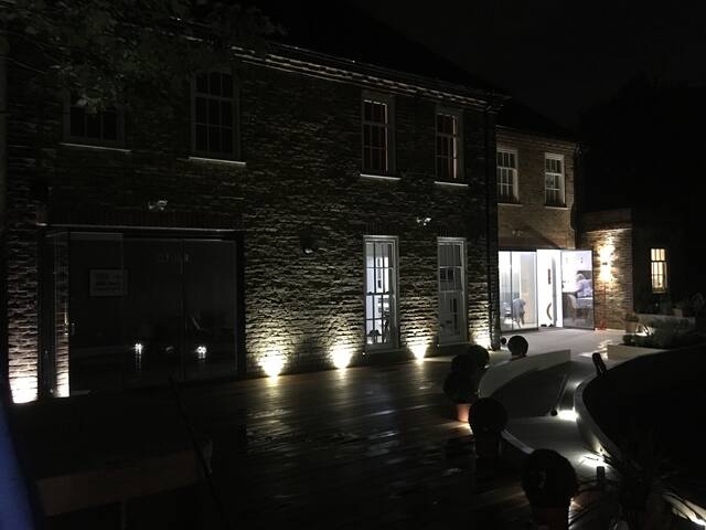 Incredible Accessible house in Dulwich Village gallery image 3