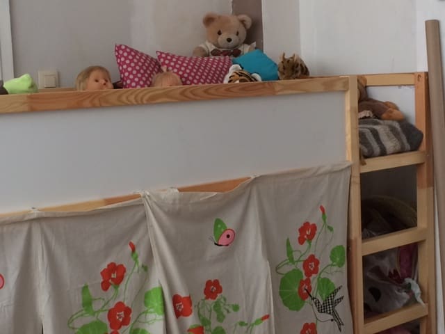 Saint gilles, belgien – airbnb Dressing luxueux pour couple