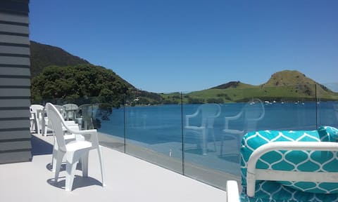Popular Airbnb listing: BesideTheSea, waterfront self -contained apartment in Whangarei District