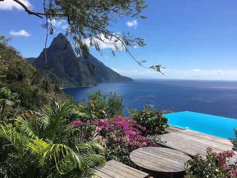 Large eco lux villa Cosmos St Lucia, Pitons view