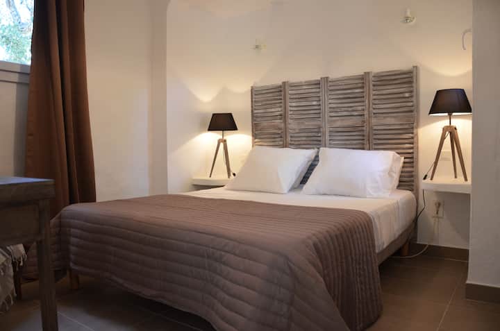 Соба со кревет од 160 см