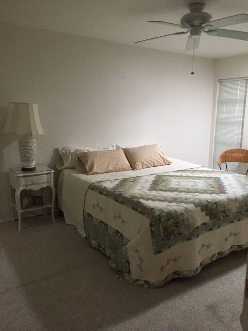 KING BEDROOM