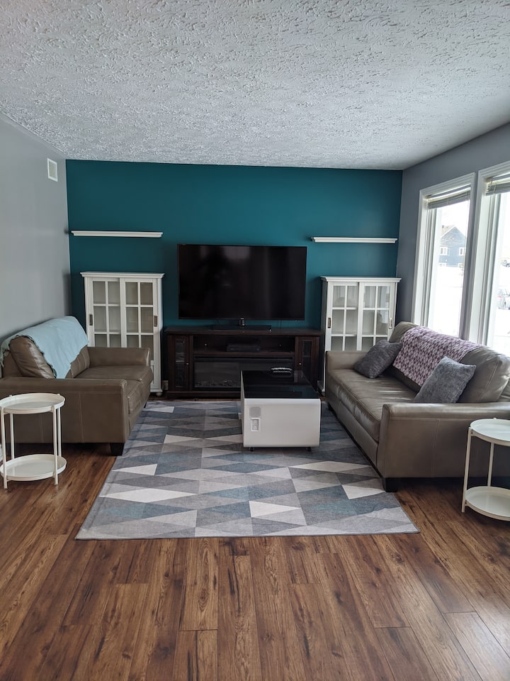Spacious,relaxing Home With Full Finished Basement - Sault Ste. Marie