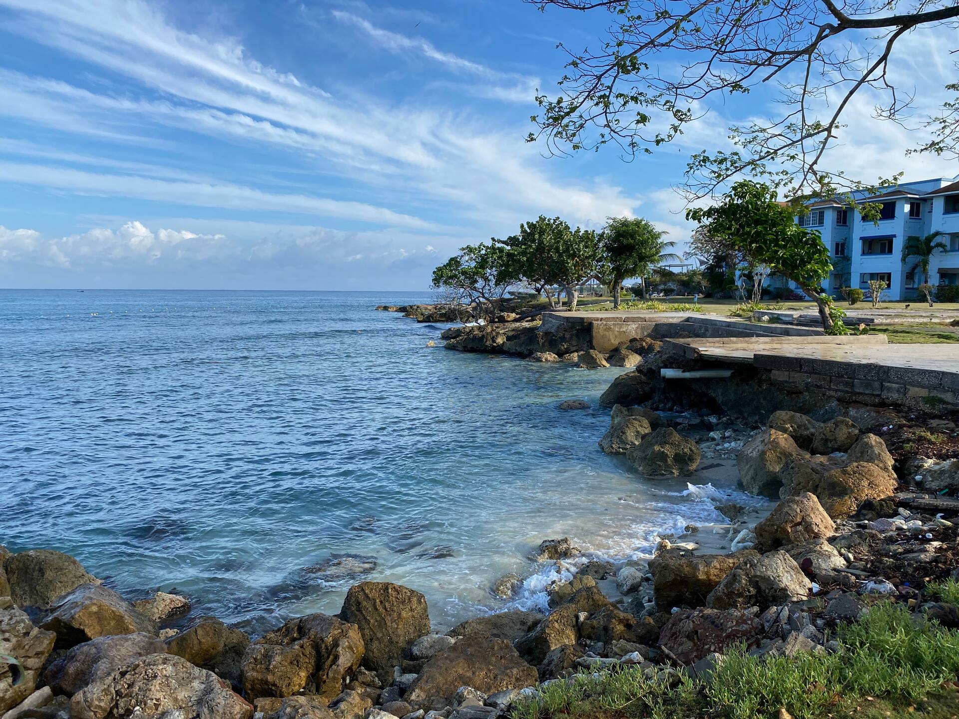 Steps to Beach & Rock Pools | Point Village Condo