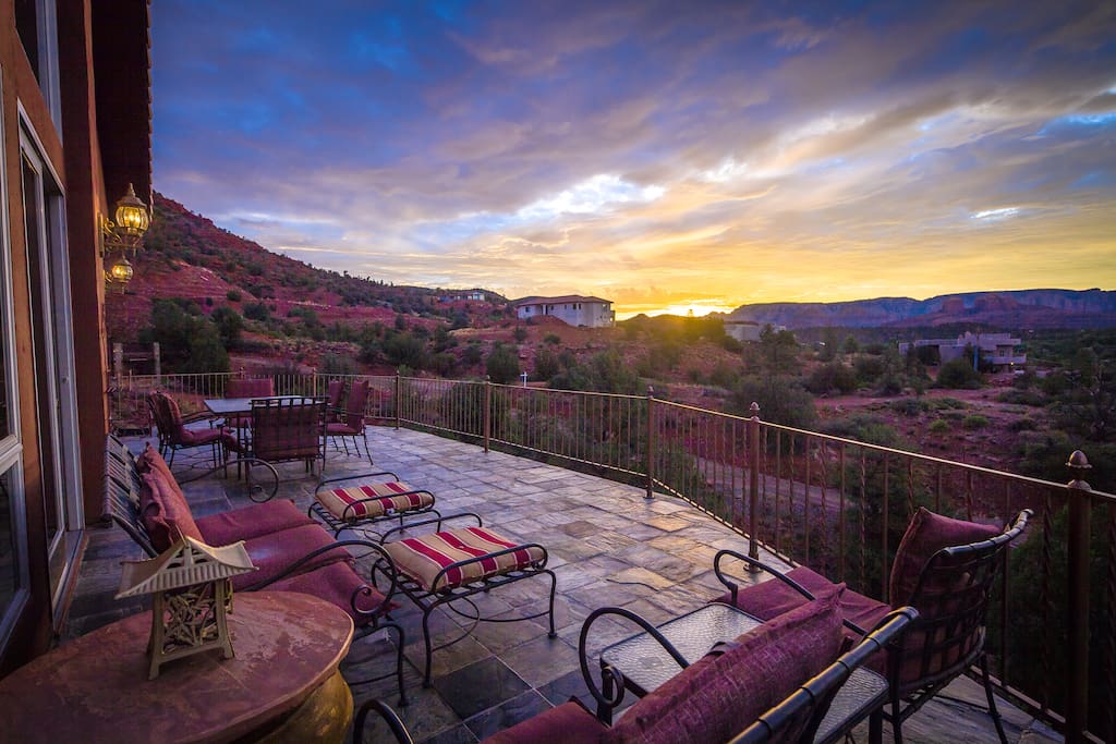 Canyon home with Breathtaking panoramic views Houses for Rent in