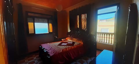 Apartment with panoramic beach for rent