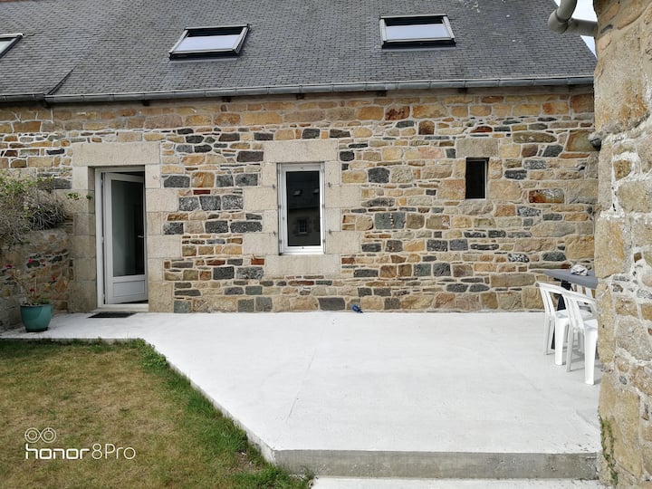 The big Breton nest, entire place for vacation