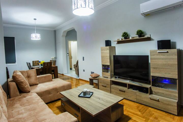 Greek hospitality in Athens gallery image 5