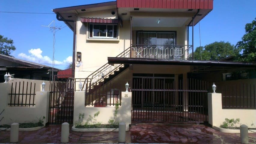Huize Astrid Paramaribo 3 Bedrooms 1 Bathroom Apartment In Paramaribo Suriname