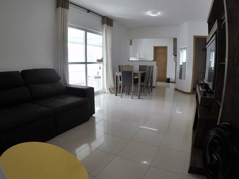 Sala de estar e jantar