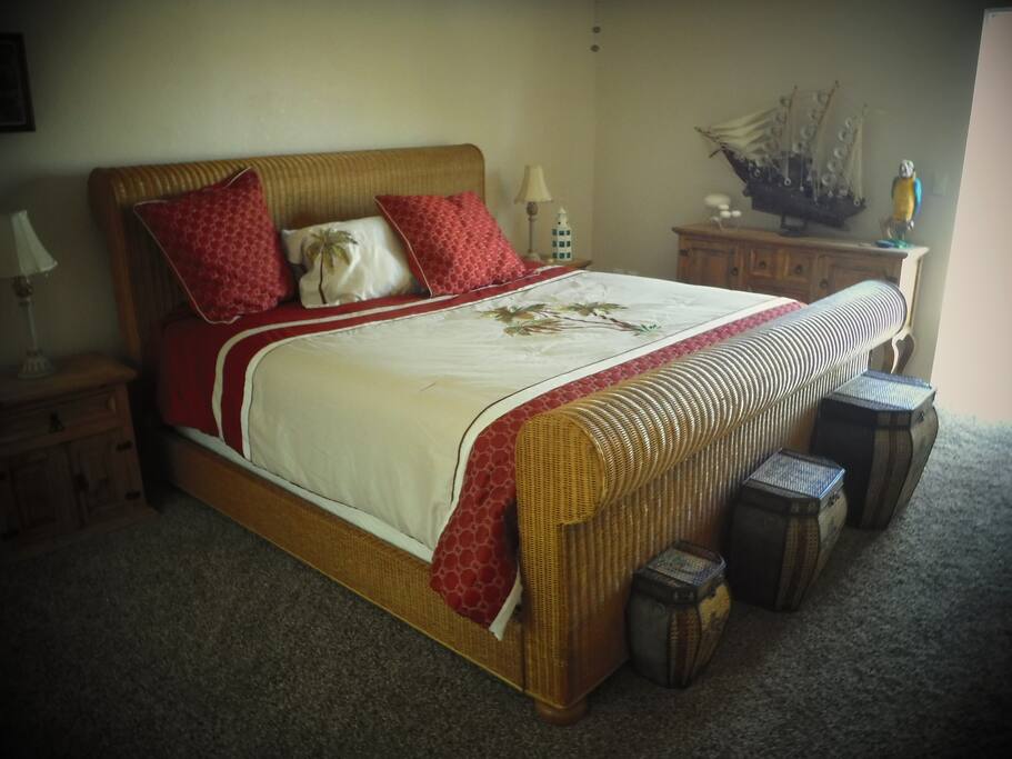 Large Bedroom