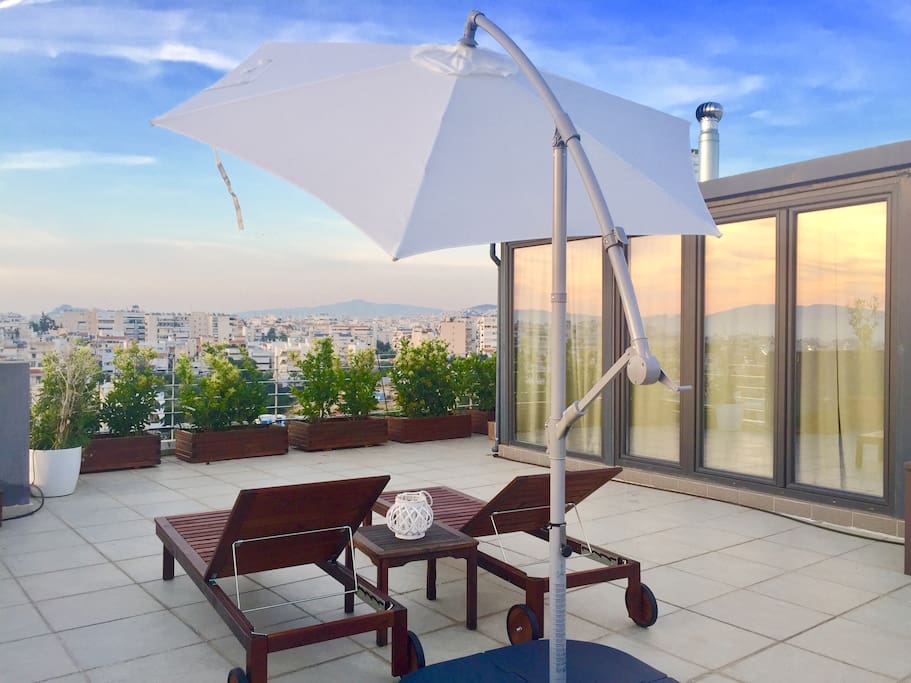 Fantastic 360 view of Athens