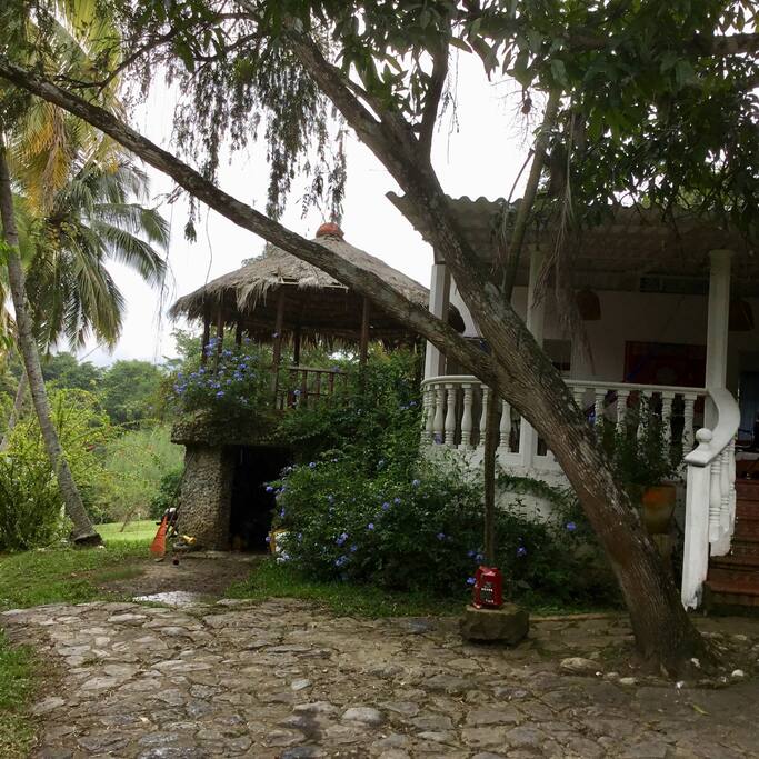 Exterior de la Casa(1)