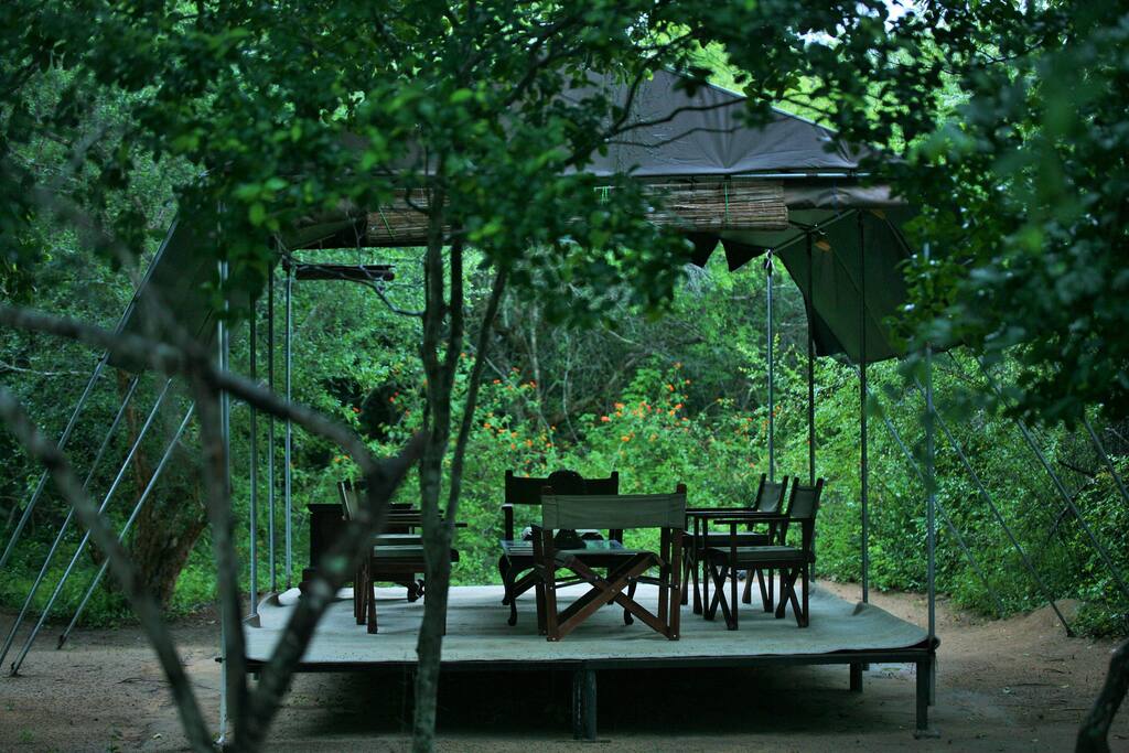 Lobby / Seating Area