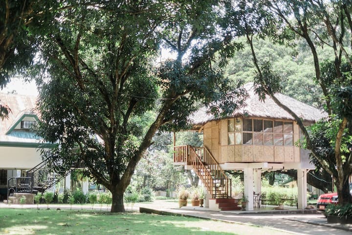 Kubo, Your Charming Modern Native House!
