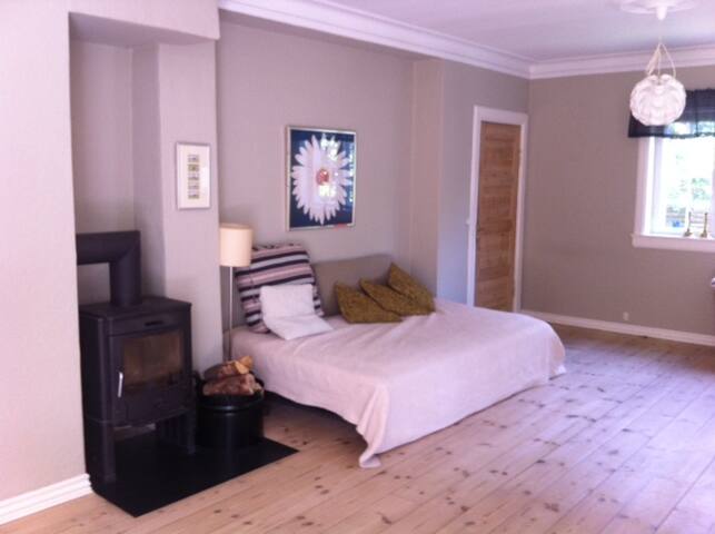 Iidyllic house – 10 minutes walk to beach & center gallery image 3