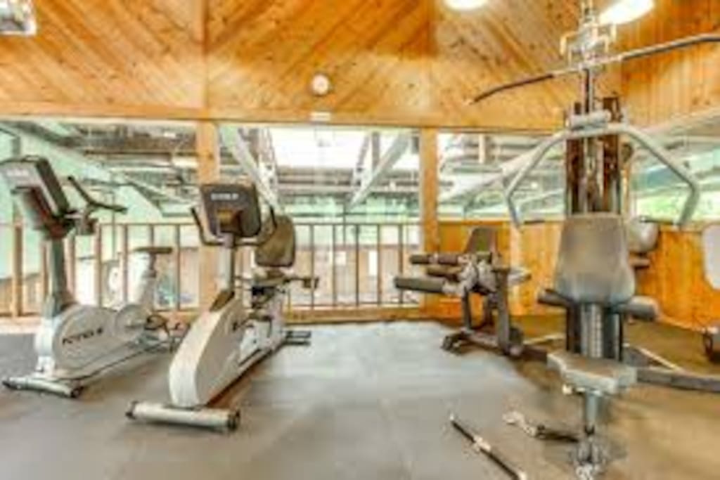 Small gym workout area