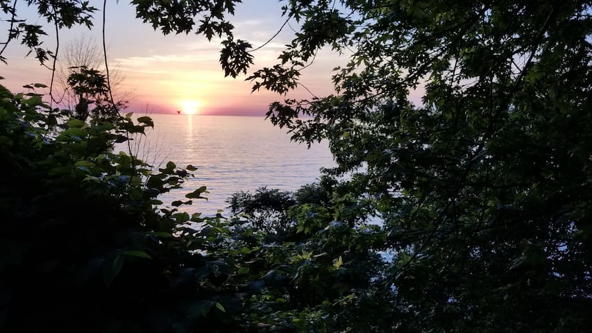 Airbnb Conneaut Vacation Rentals Places To Stay Ohio