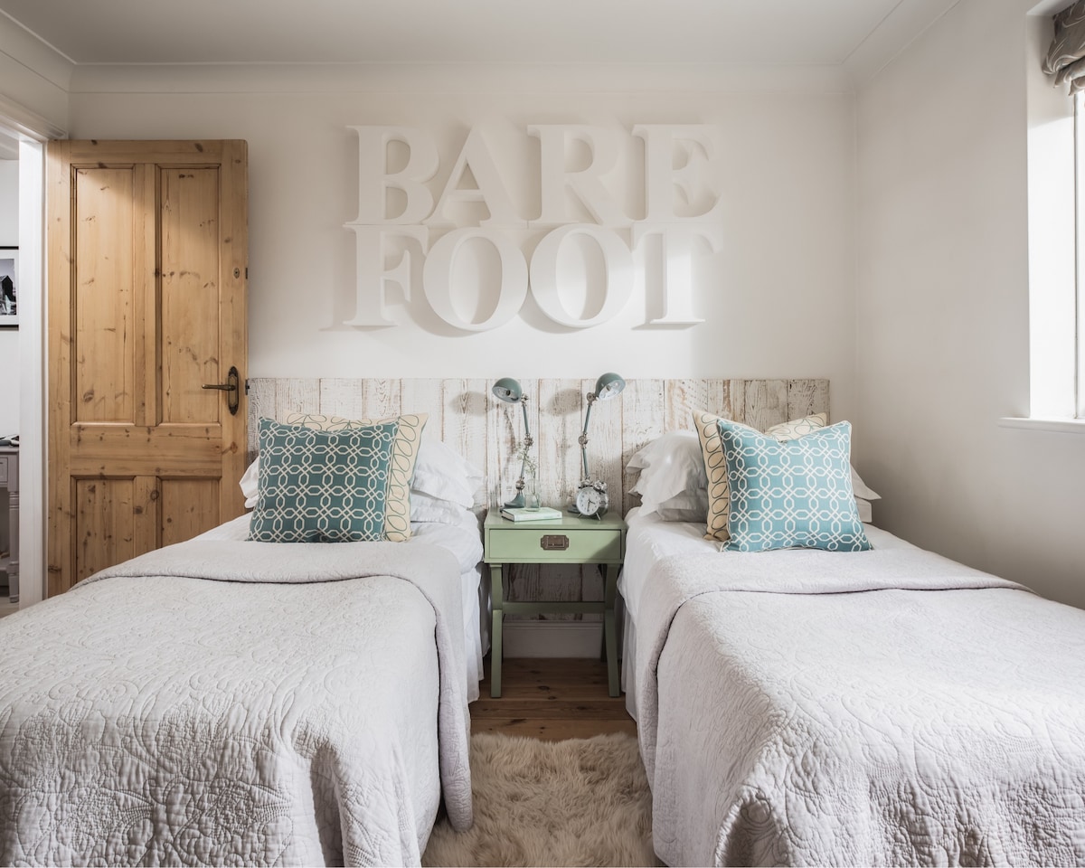 Twin or King. You choose