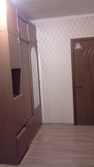 Прихожая.