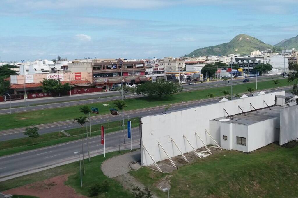 Visão lateral da Av. das Américas