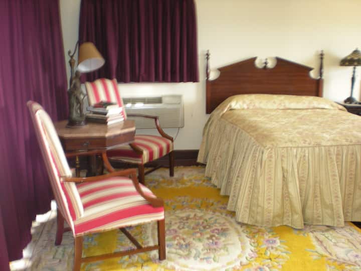 Swan Suite River front comfort Apartments for Rent in Alma, Wisconsin