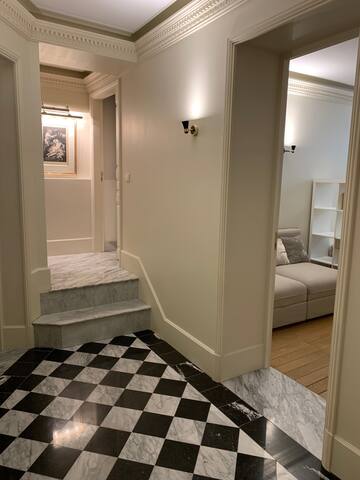 Logement 25 m2. Invalides/Tour Eiffel