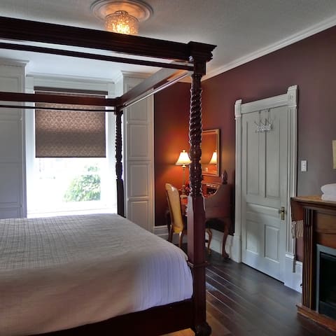 Beautiful Suite close to Theatres