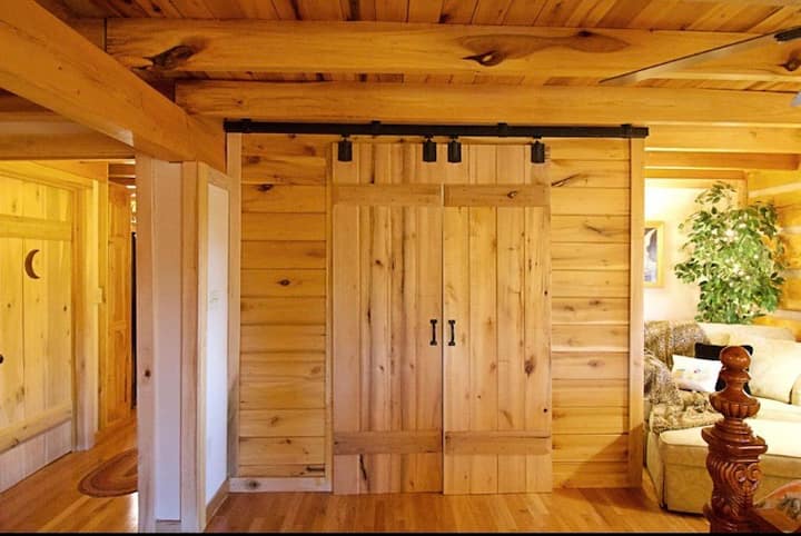 closet doors for main floor bedroom 