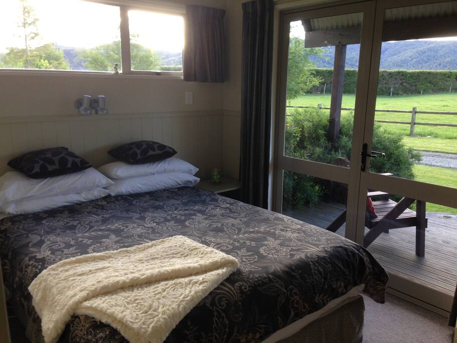 Queen Bed