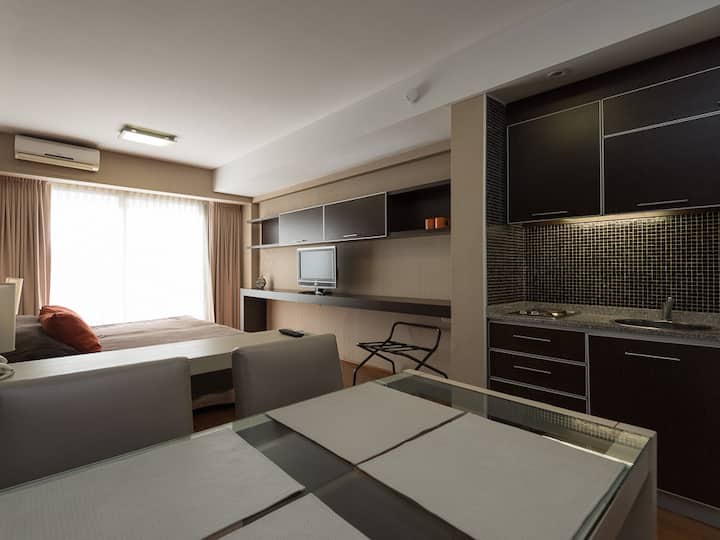 Apartamento mobiliado com 1 dormitório em Retiro