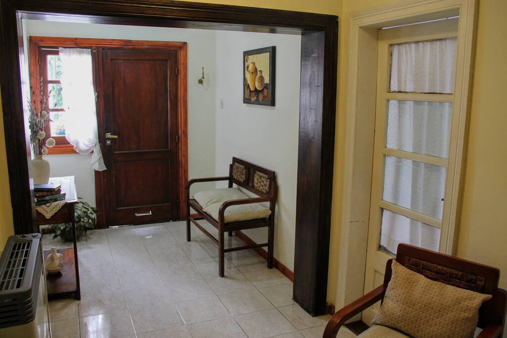 Puerta principal de entrada