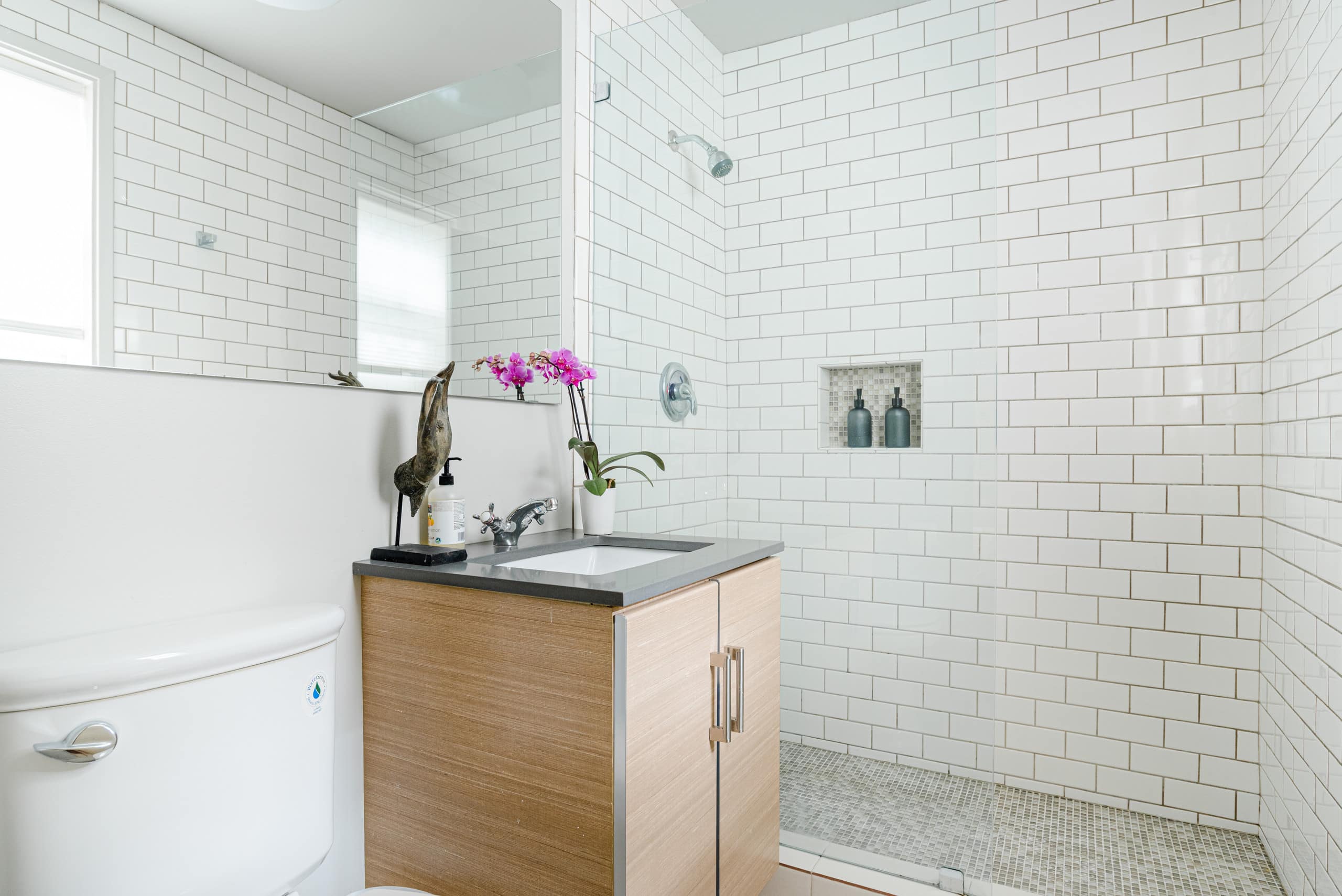 Home in San Francisco · ★4.94 · 4 bedrooms · 4 beds · 3 baths - Image 26