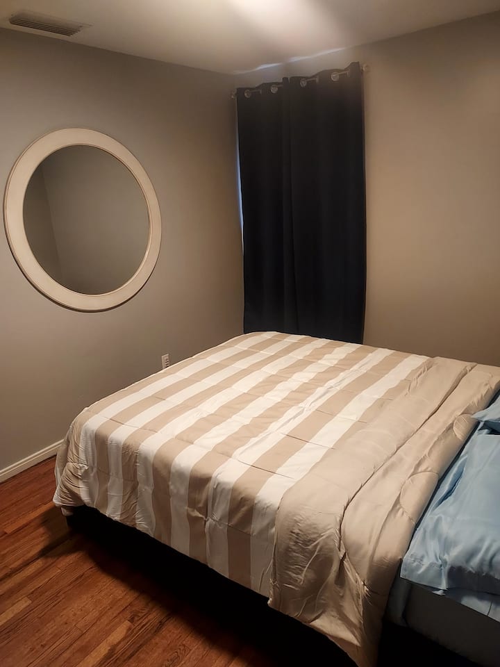 غرفة النوم 1