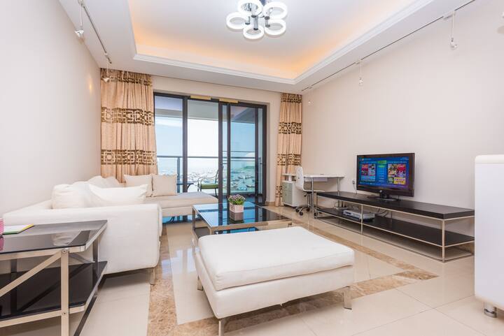 180 海景雅宅 情侣路港珠澳大桥大三居室 Apartments For Rent In Zhuhai Guangdong China